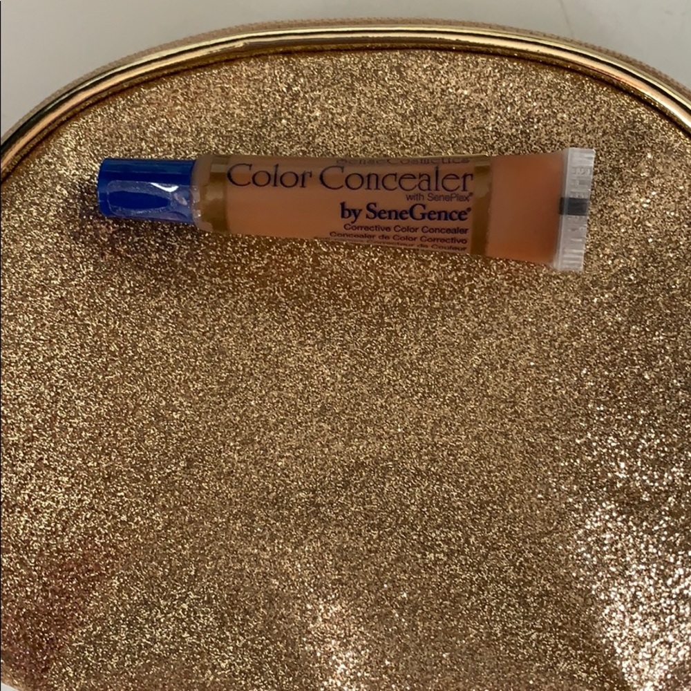 SeneGence Concealer